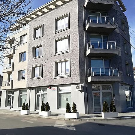 Astoria Aparthotel Hiszarja Kültér fotó